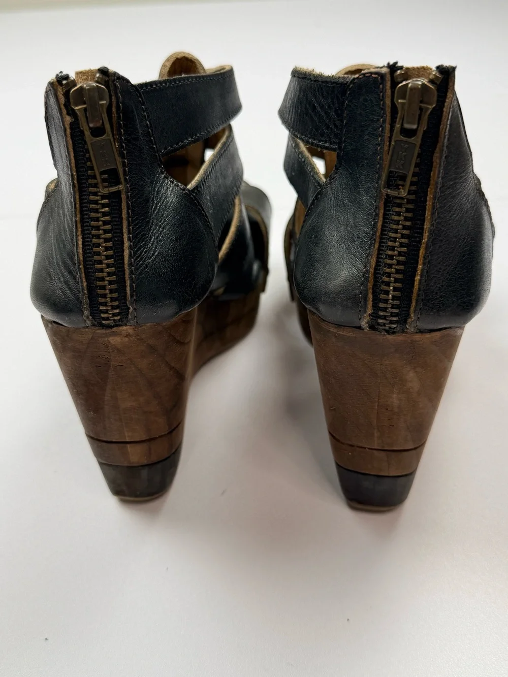 Bed|Stu Black Leather Platform Sandals Wooden Heel Gladiator Size 7 Made Mexico